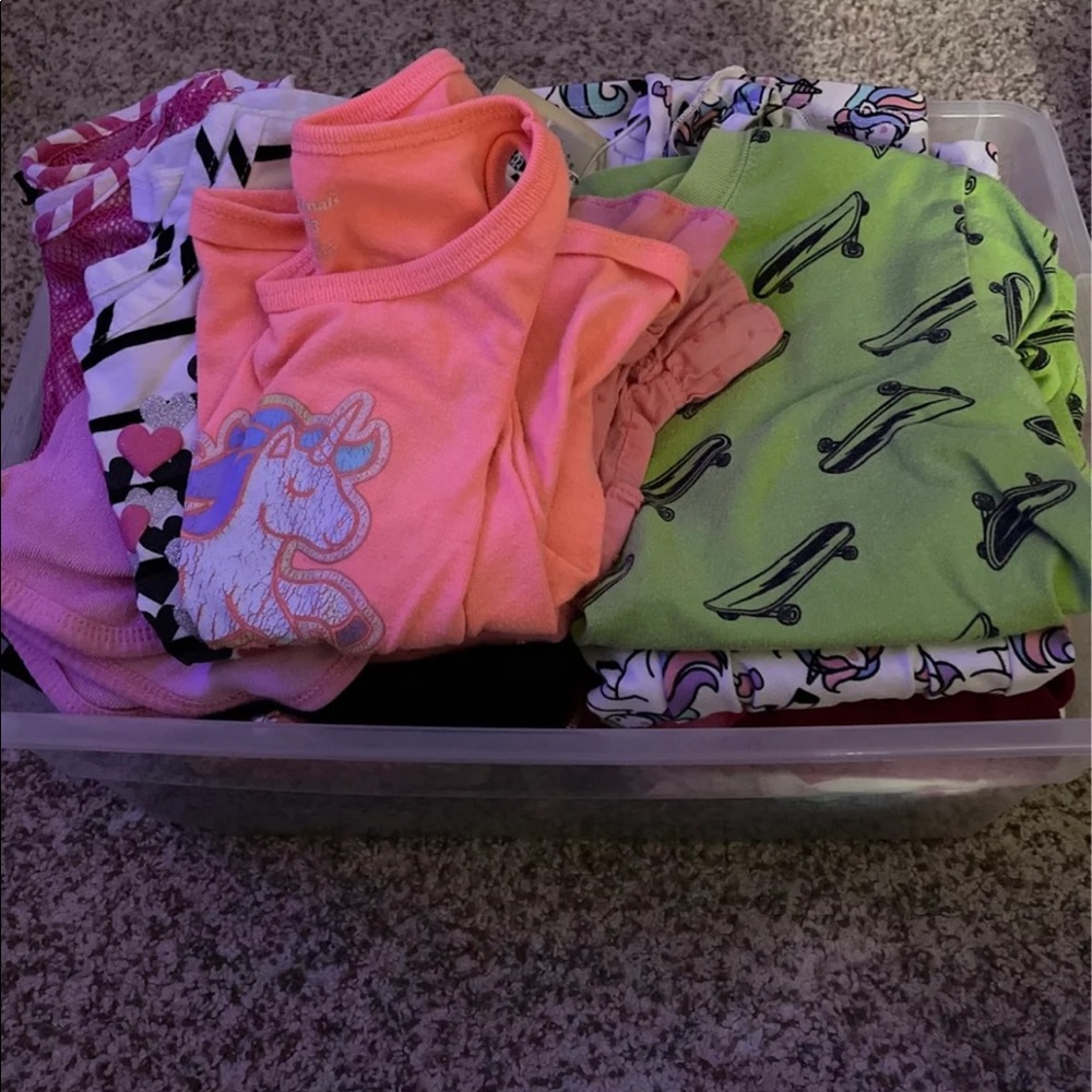 Girls clothes
